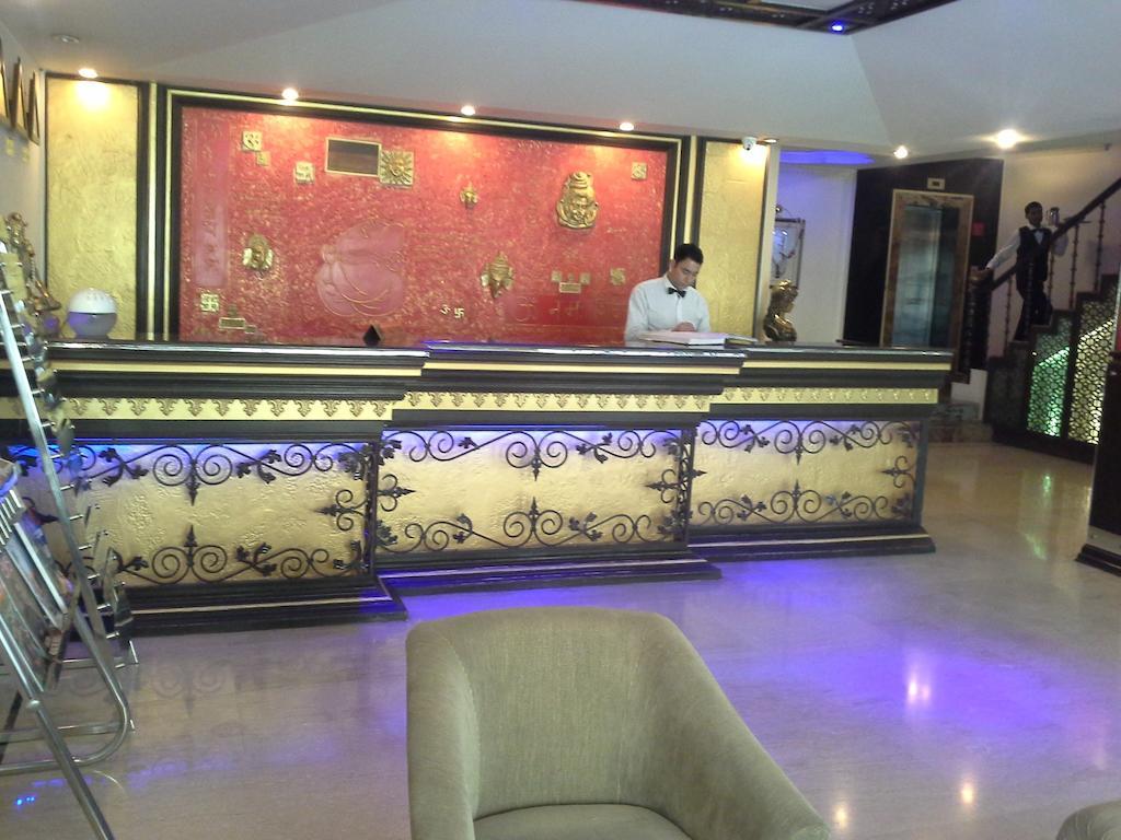Hotel Surya International 3*