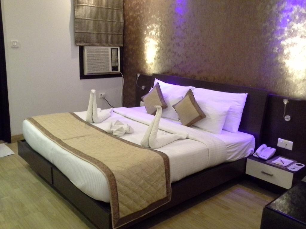 Surya International Hotel