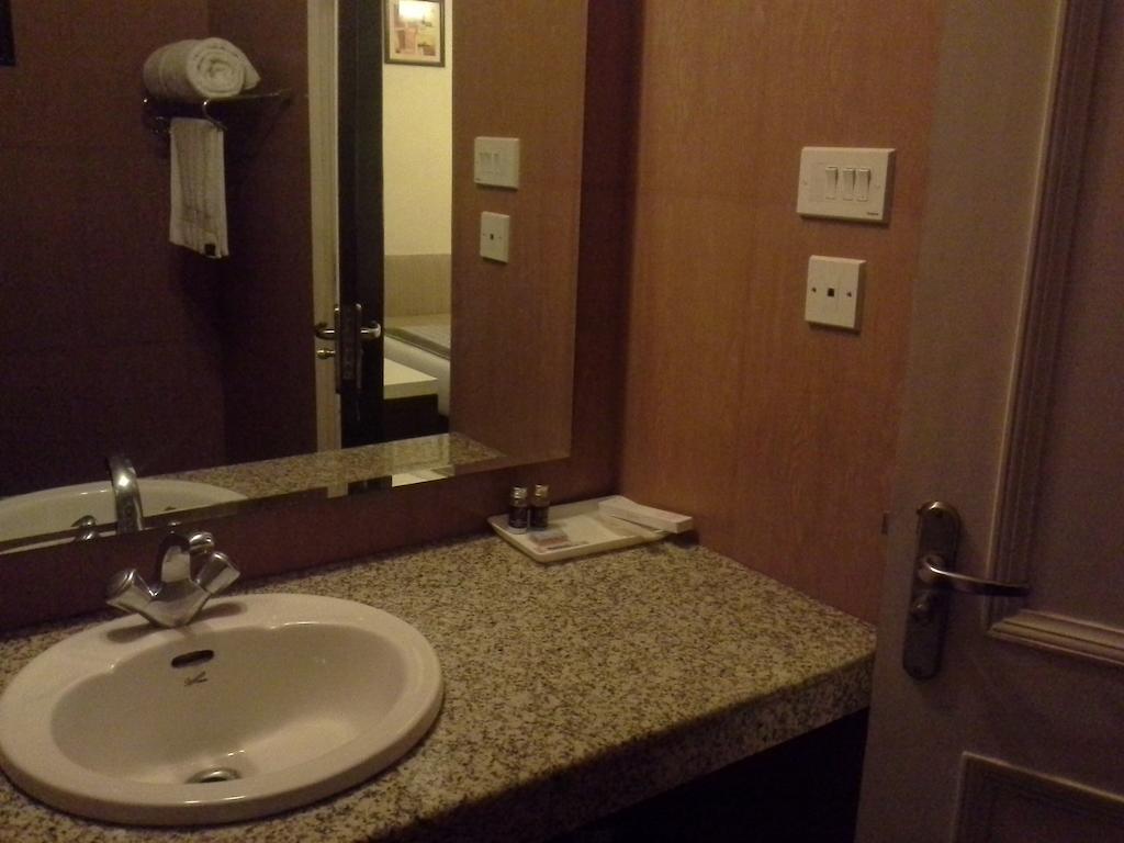 Surya International 3*