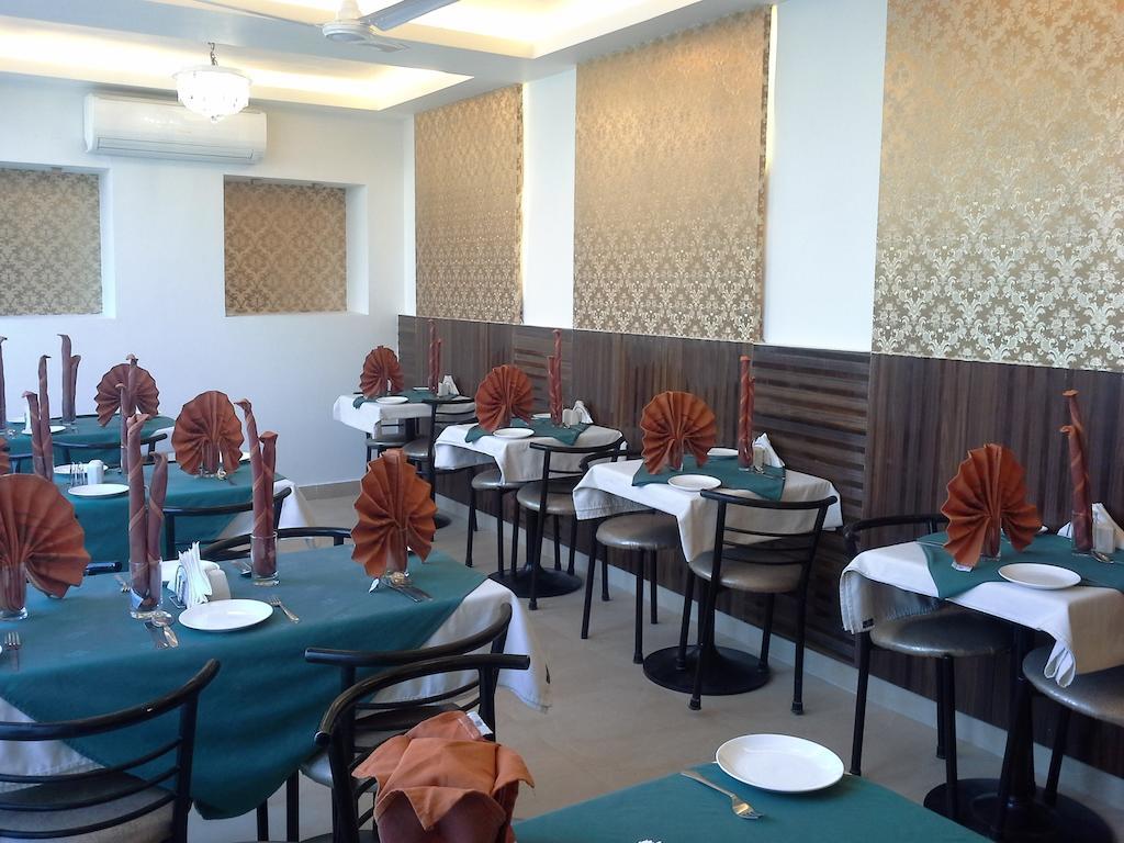 Surya International Hotel 3*