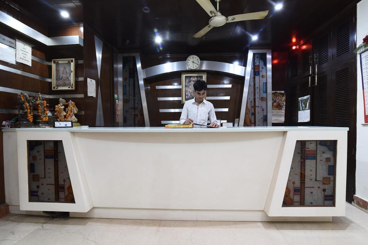 Hotel Ratandeep International At Railway Station New Delhi