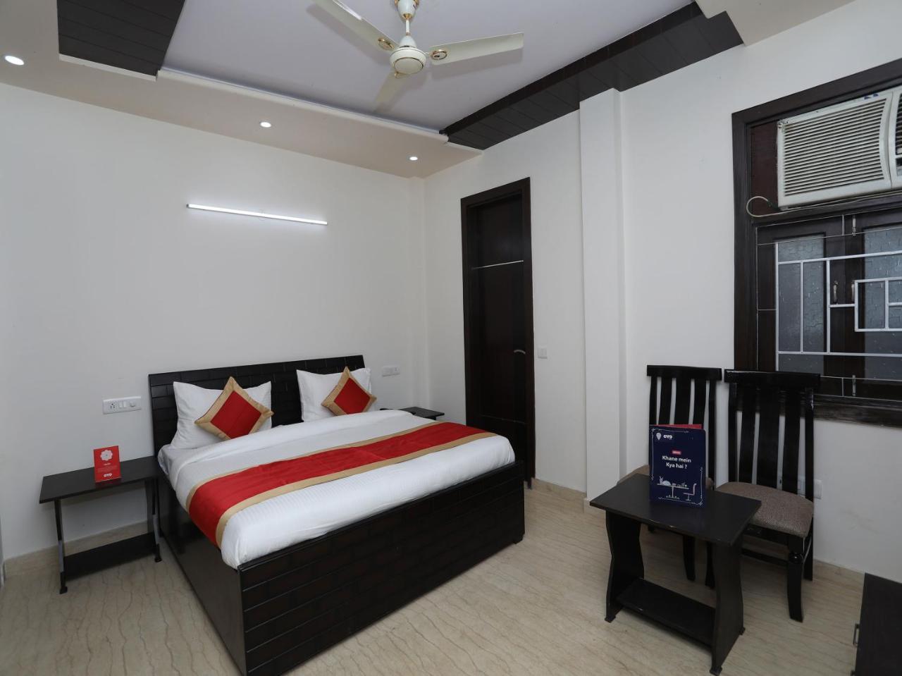 Oyo 10960 Royal India