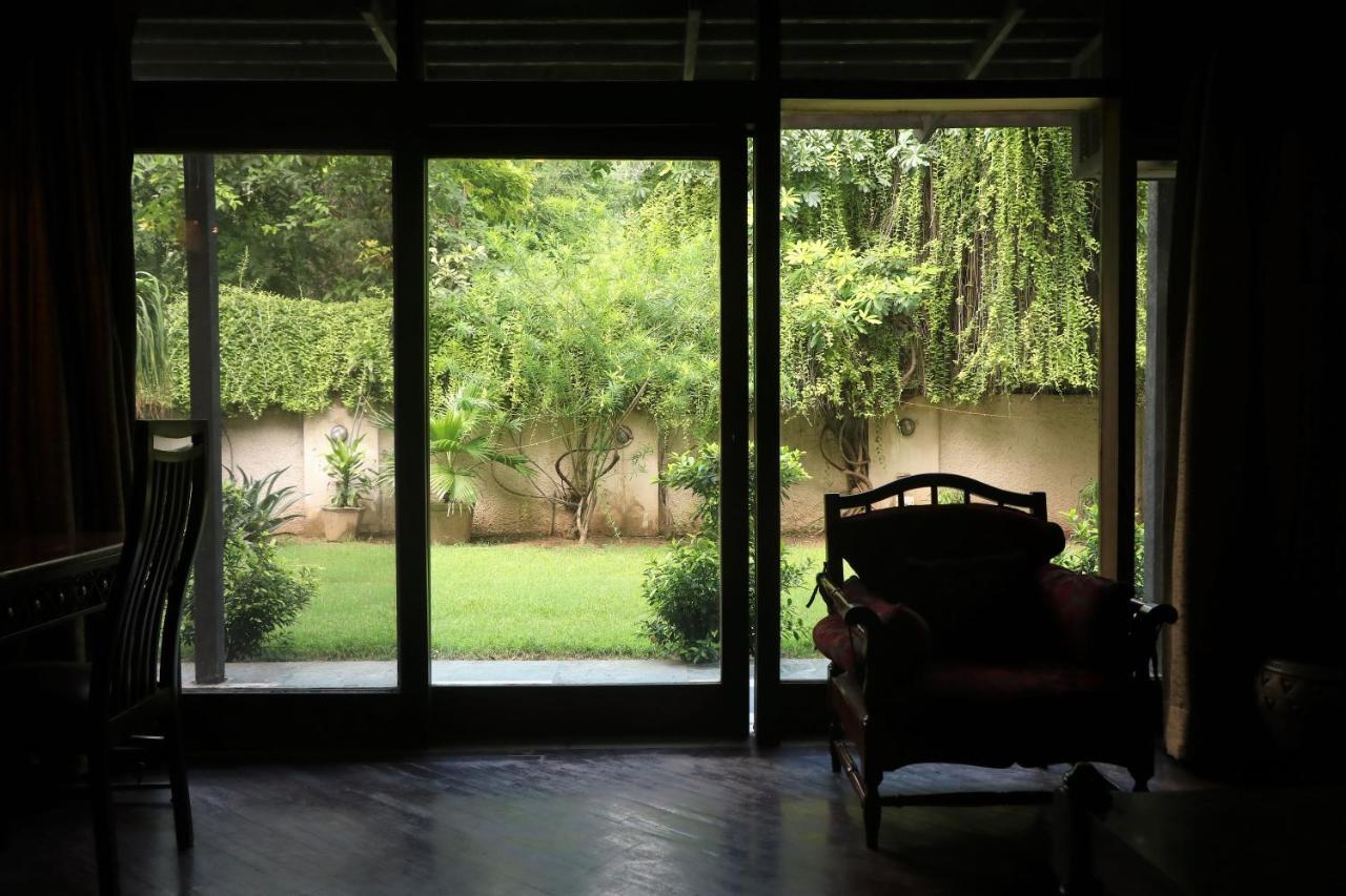 Homeless Homestay