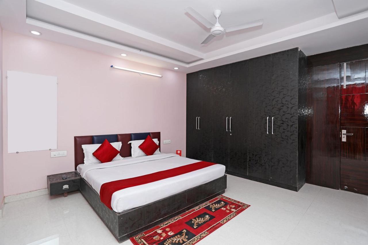 Oyo 10559 Pitampura