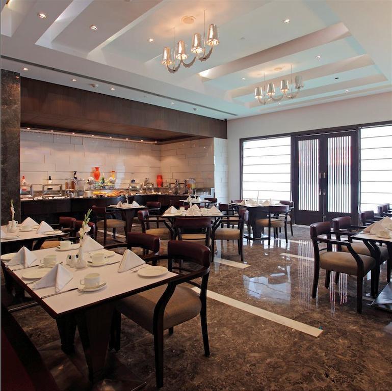 S.k Premium Park Hotel Nova Deli
