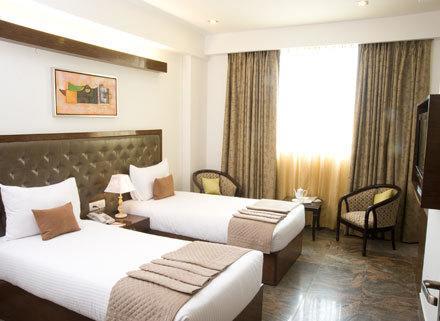 Airport Noratan Palace Hotel