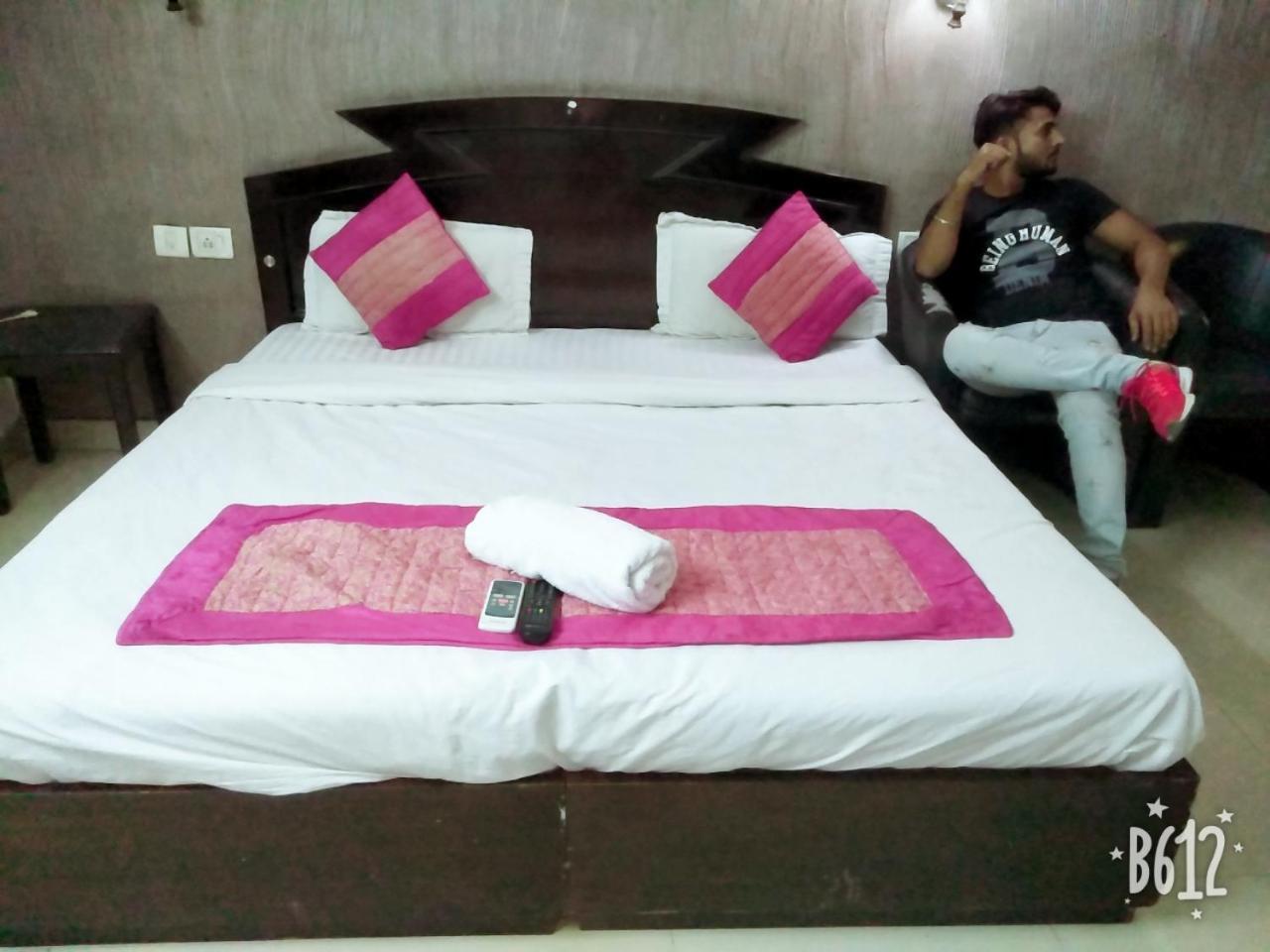 Airport Noratan Palace Hotel 3*