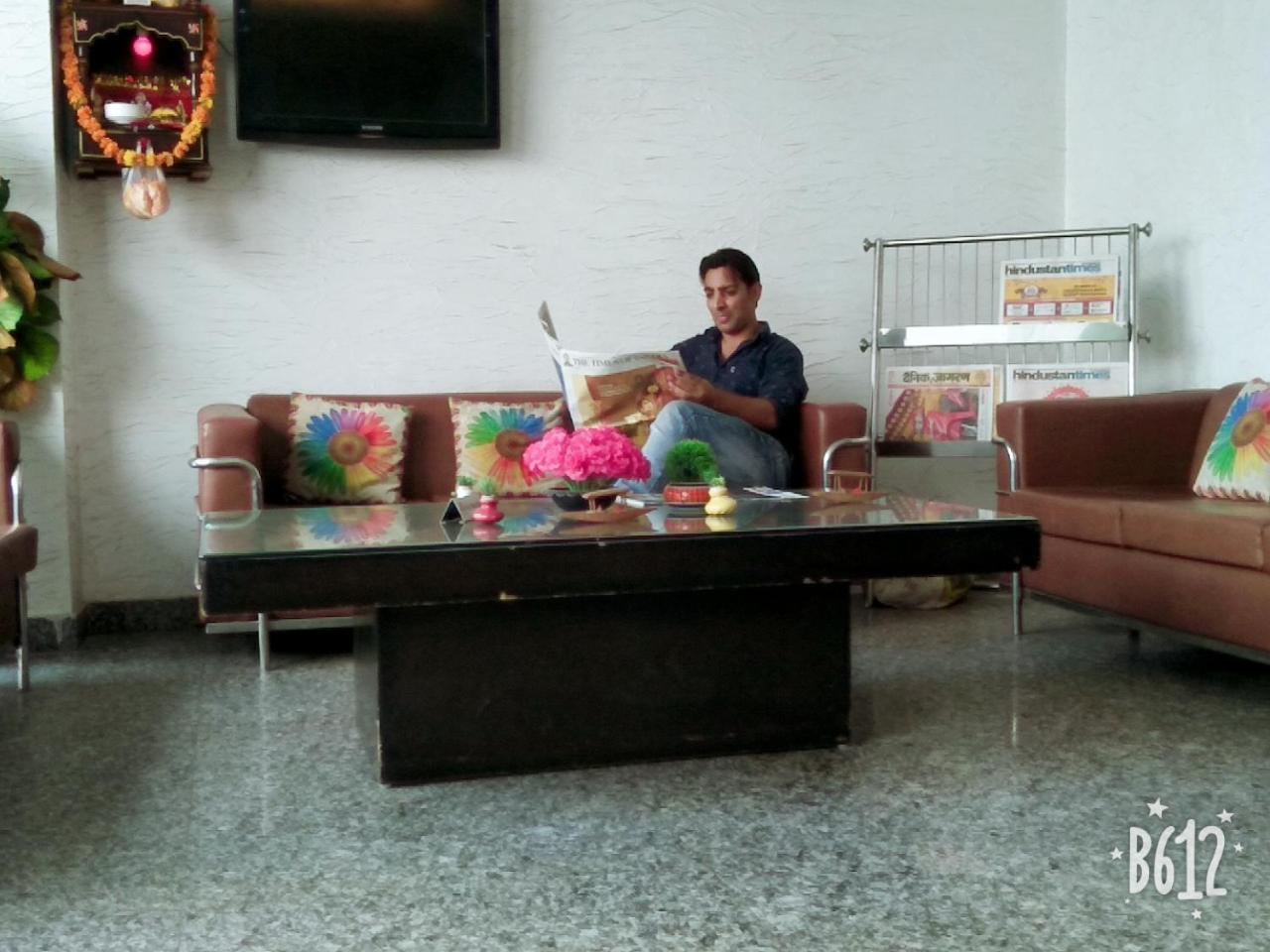 Airport Noratan Palace New Delhi