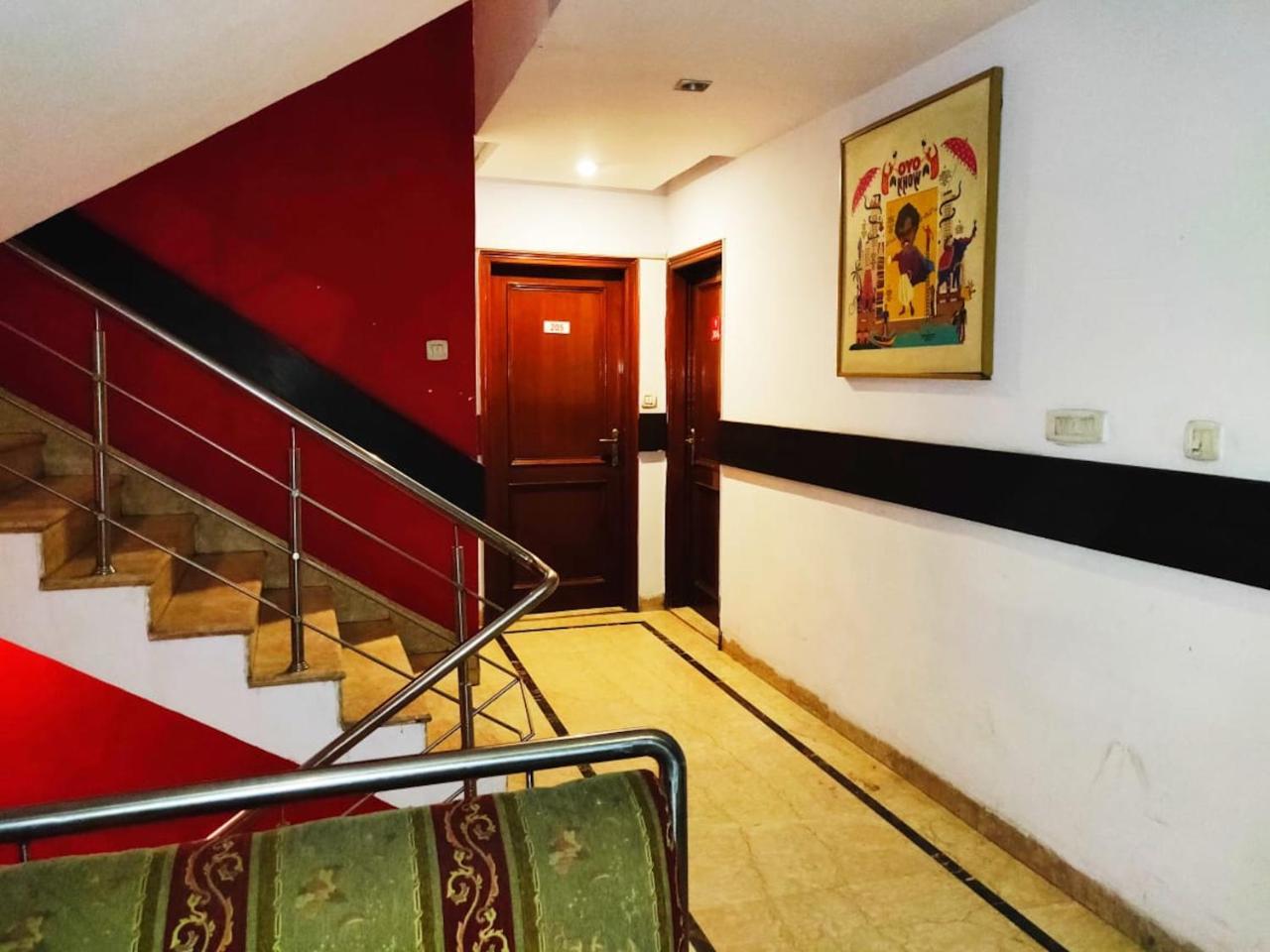 Hotel Unistar New Delhi