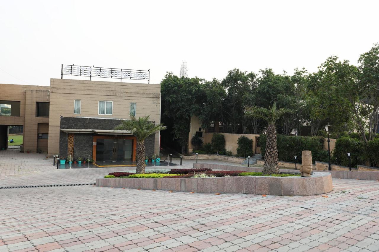 Hotel Westend - And Banquet Near Delhi Airport