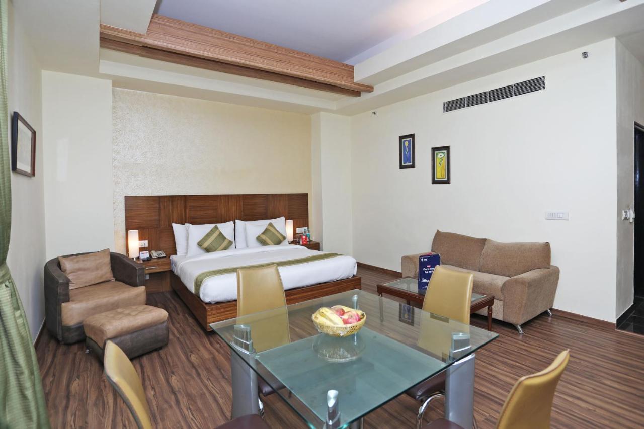 Westend - And Banquet Near Delhi Airport New Delhi