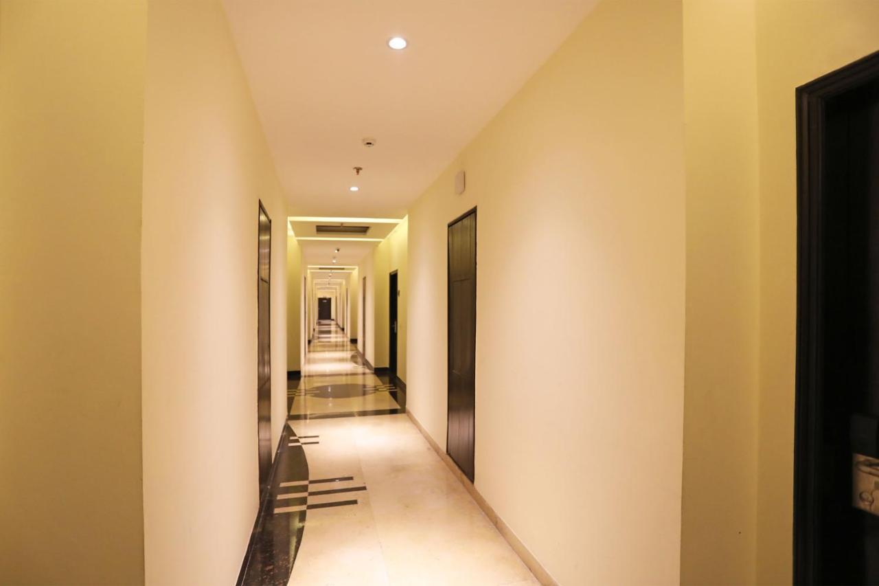 Westend - And Banquet Near Delhi Airport Hotel New Delhi