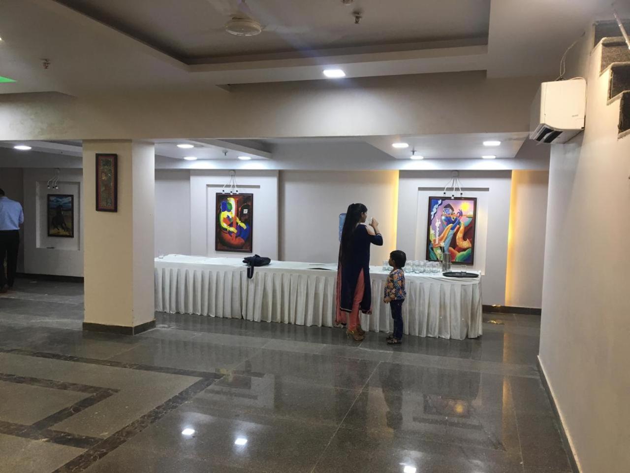 Hotel Mira International 3*