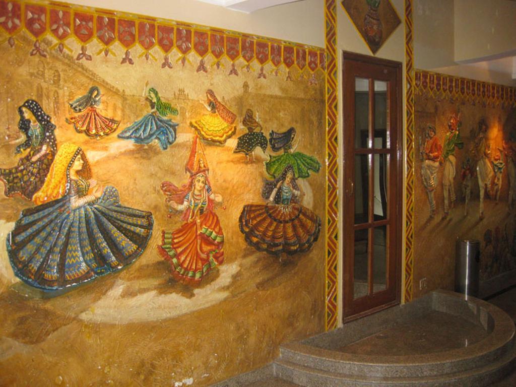 Hotel Swati Deluxe 3*