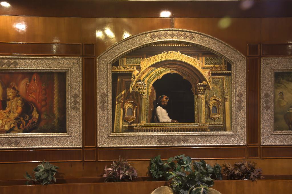Swati Deluxe Hotel
