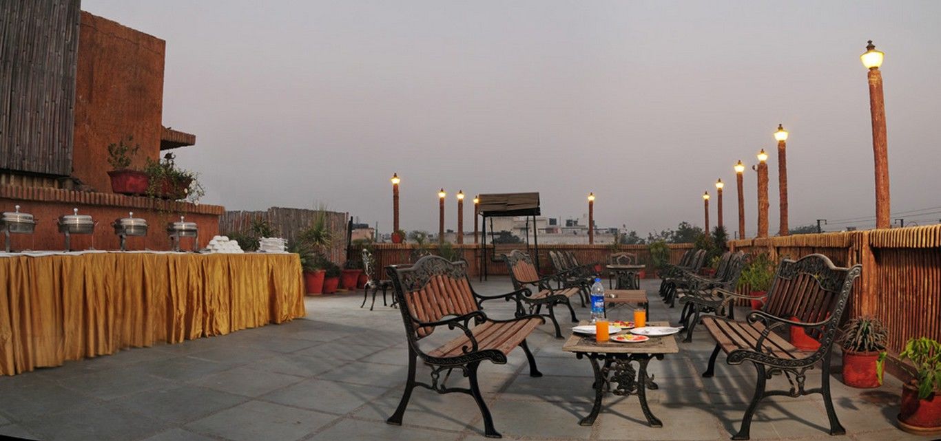 Clark Heights Hotel