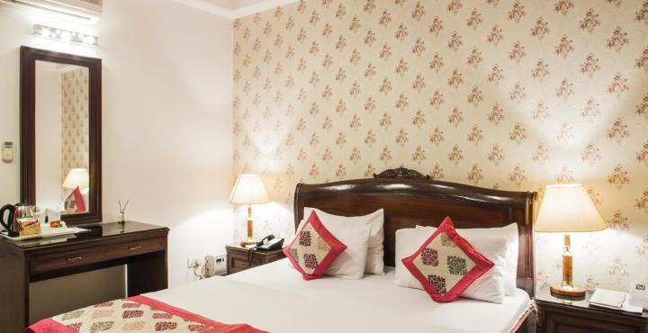 Emperor Palms Hotel New Delhi