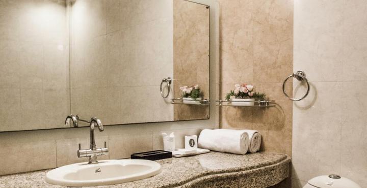 Emperor Palms Hotel New Delhi
