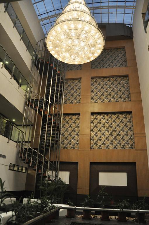 Pitrashish Pride Igi Intl Airport 4* Delhi (National Capital Territory of India)