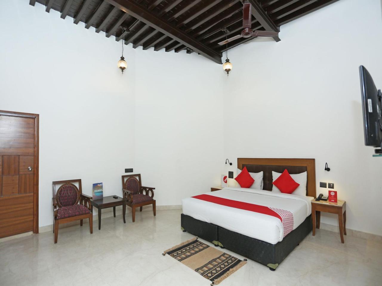 Oyo 738 Castle Delhi (National Capital Territory of India)