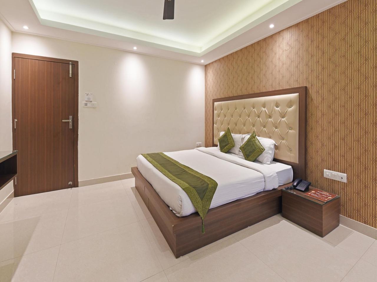 Treebo Trend B Continental Hotel
