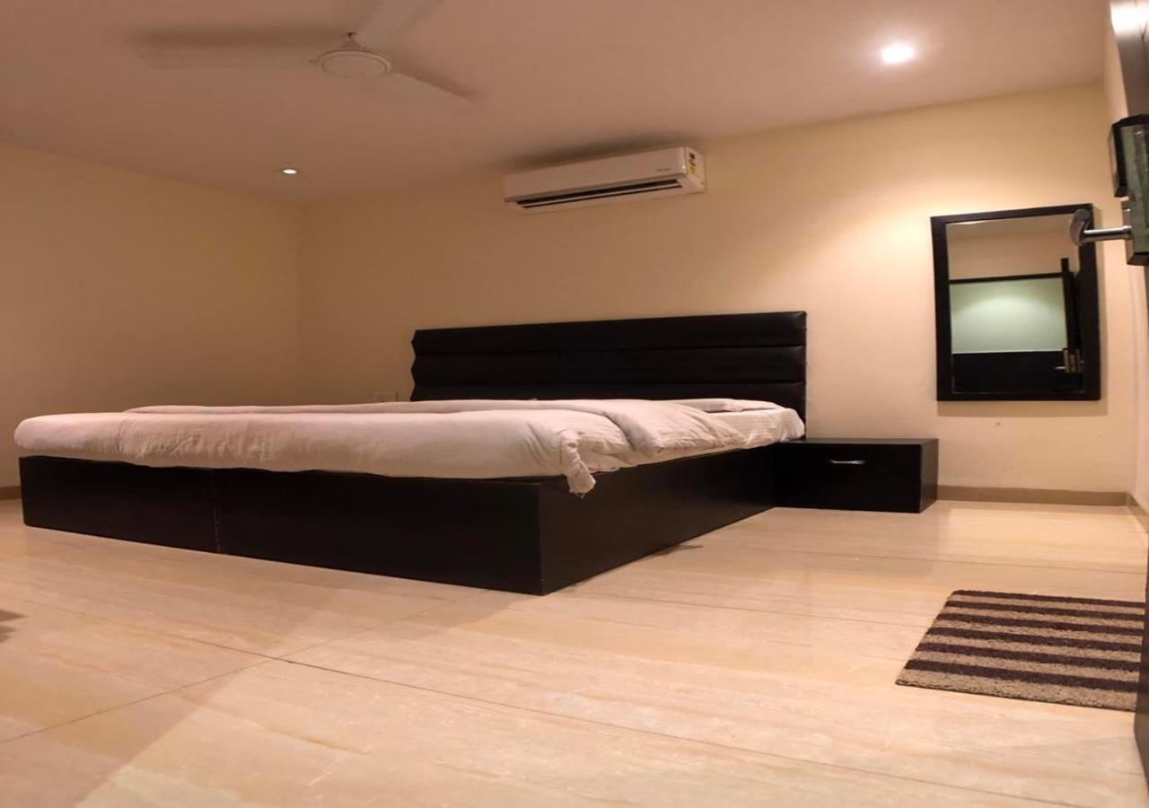 Hotel Solitaire New Delhi
