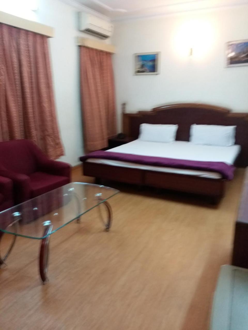 Itt Guest house *