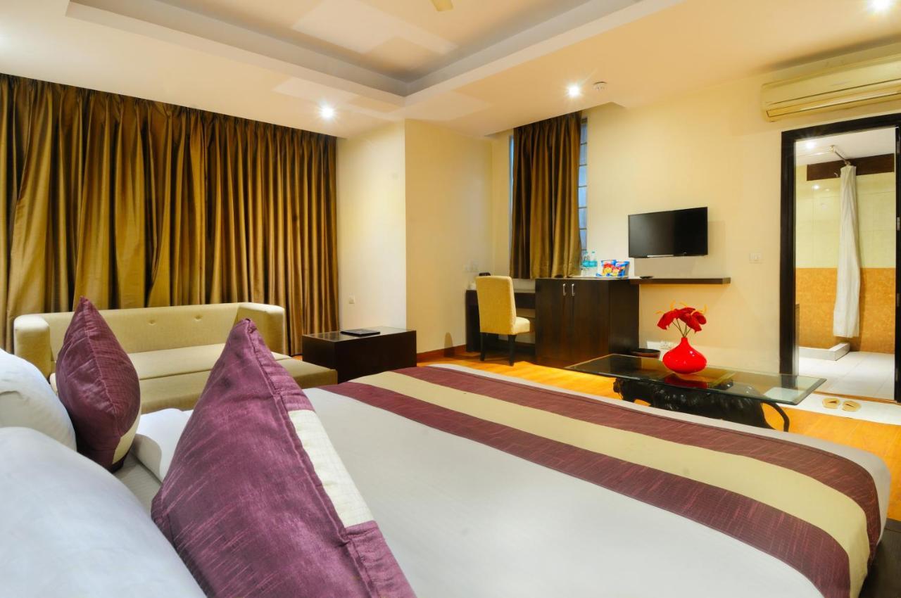 Hotel Aura @airport New Delhi