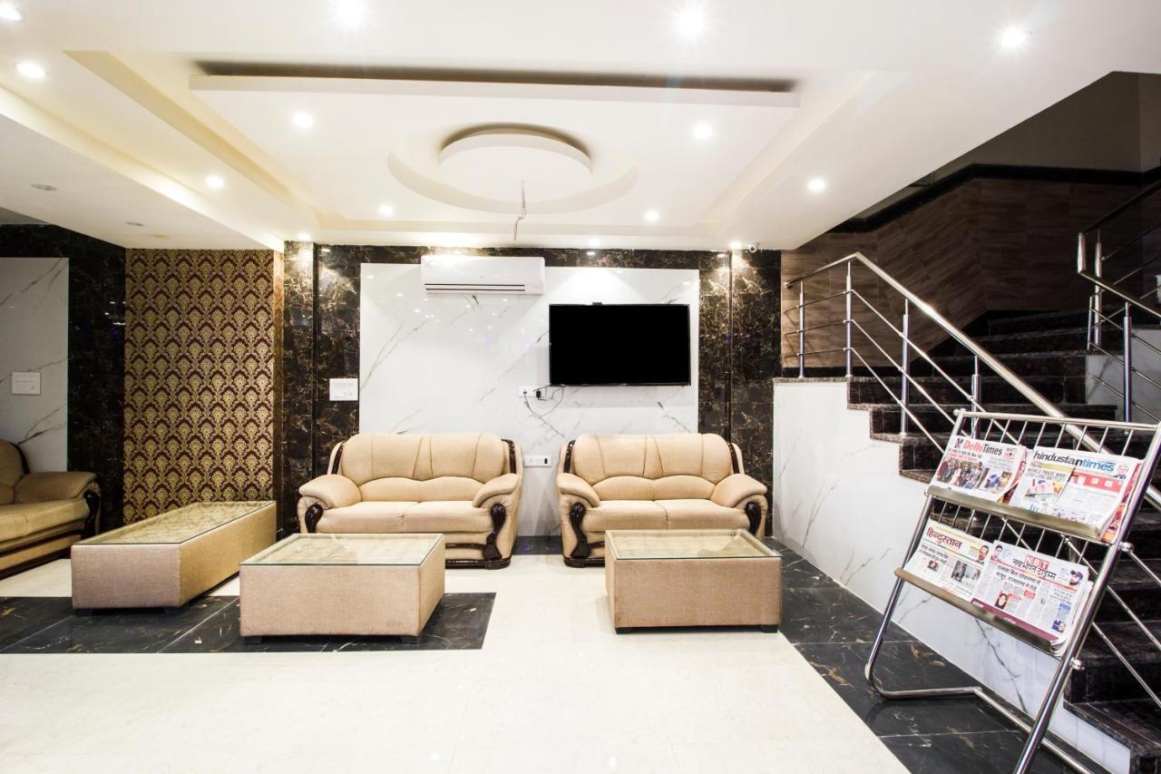Hotel Olivia Entrance Delhi Airport Mahipalpur