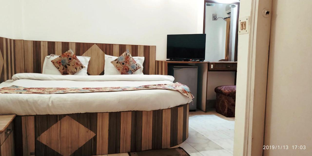India International 3* New Delhi