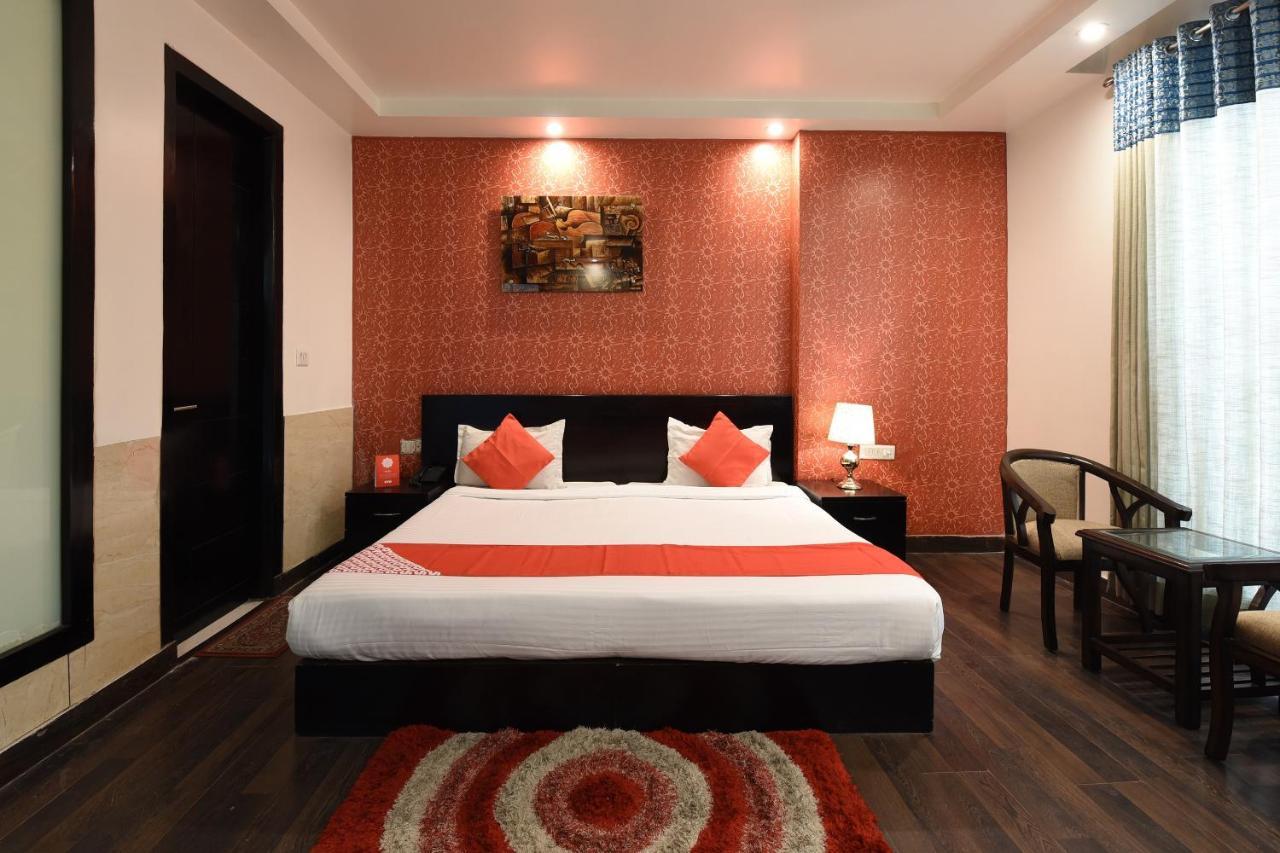 Oyo Flagship 18940 Hotel Swathi 3*