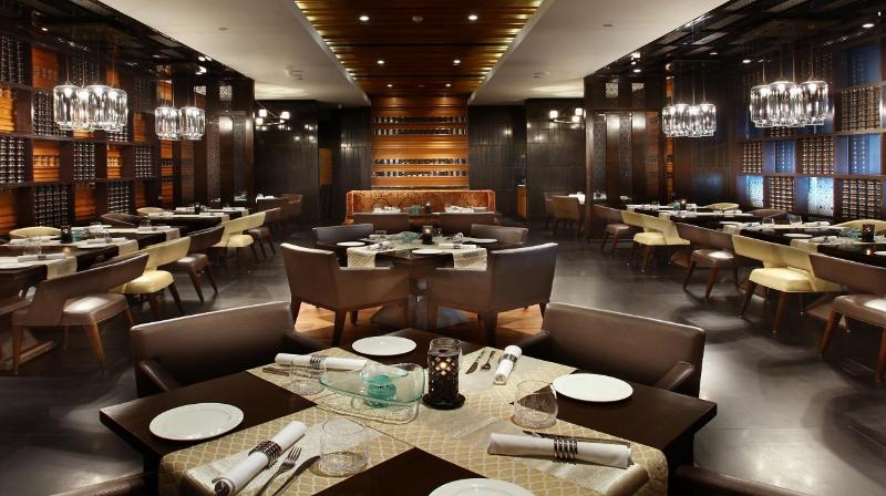 Ramada By Wyndham New Pitampura Hotel 4*