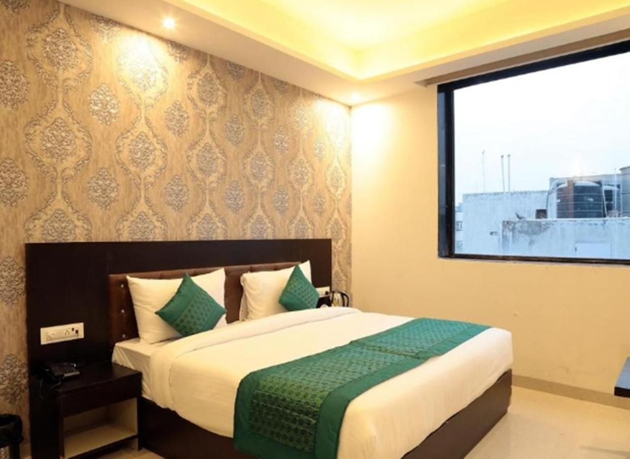 Oyo 23368 Boutique Paragon 3* New Delhi