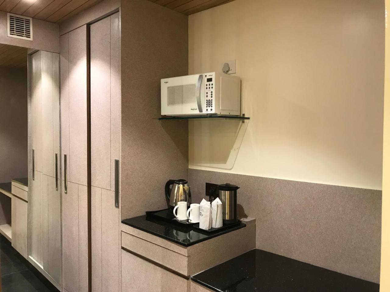 Jrd Pride-business Hotel New Delhi