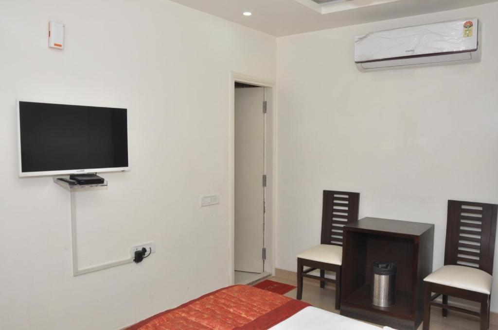 Al Gulzar Hotel 2*