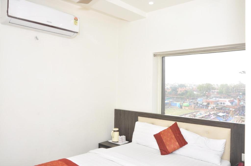 Al Gulzar Hotel