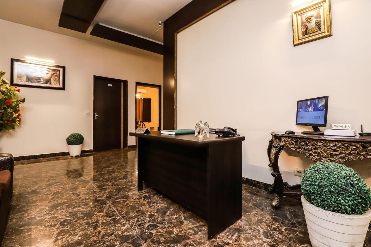 Oyo 26610 Royal Town Hotel 3*