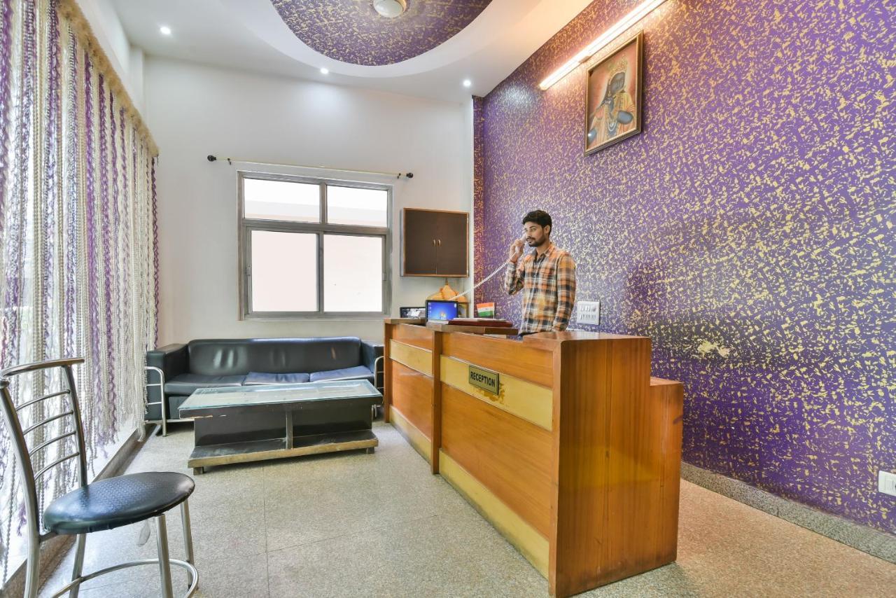 Hotel Oyo 19509 Fly 3*