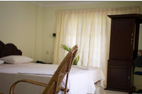 Signature Grand Hotel 3*