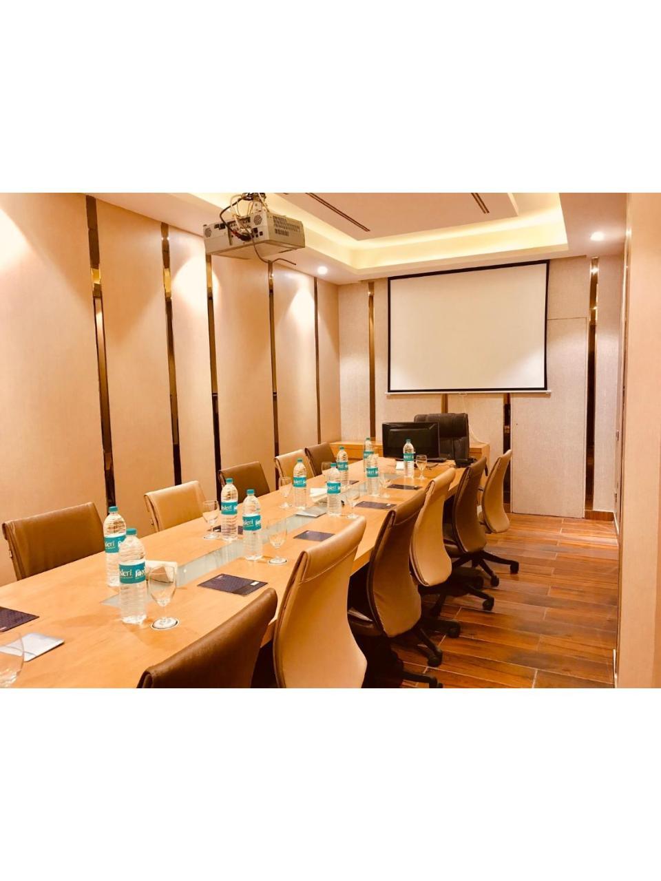 Jrd Pride-business 4* New Delhi