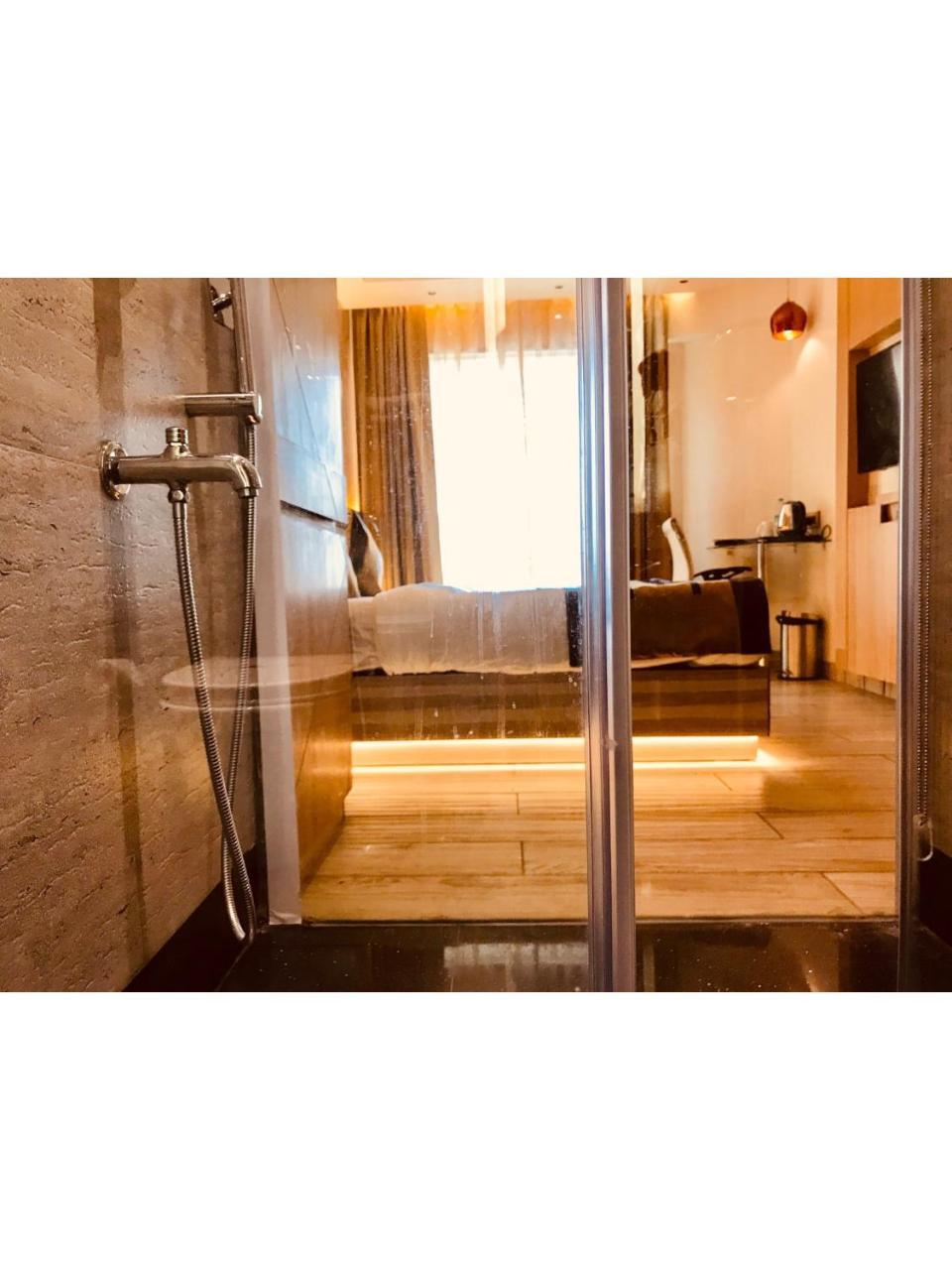 Hotel Jrd Pride-business