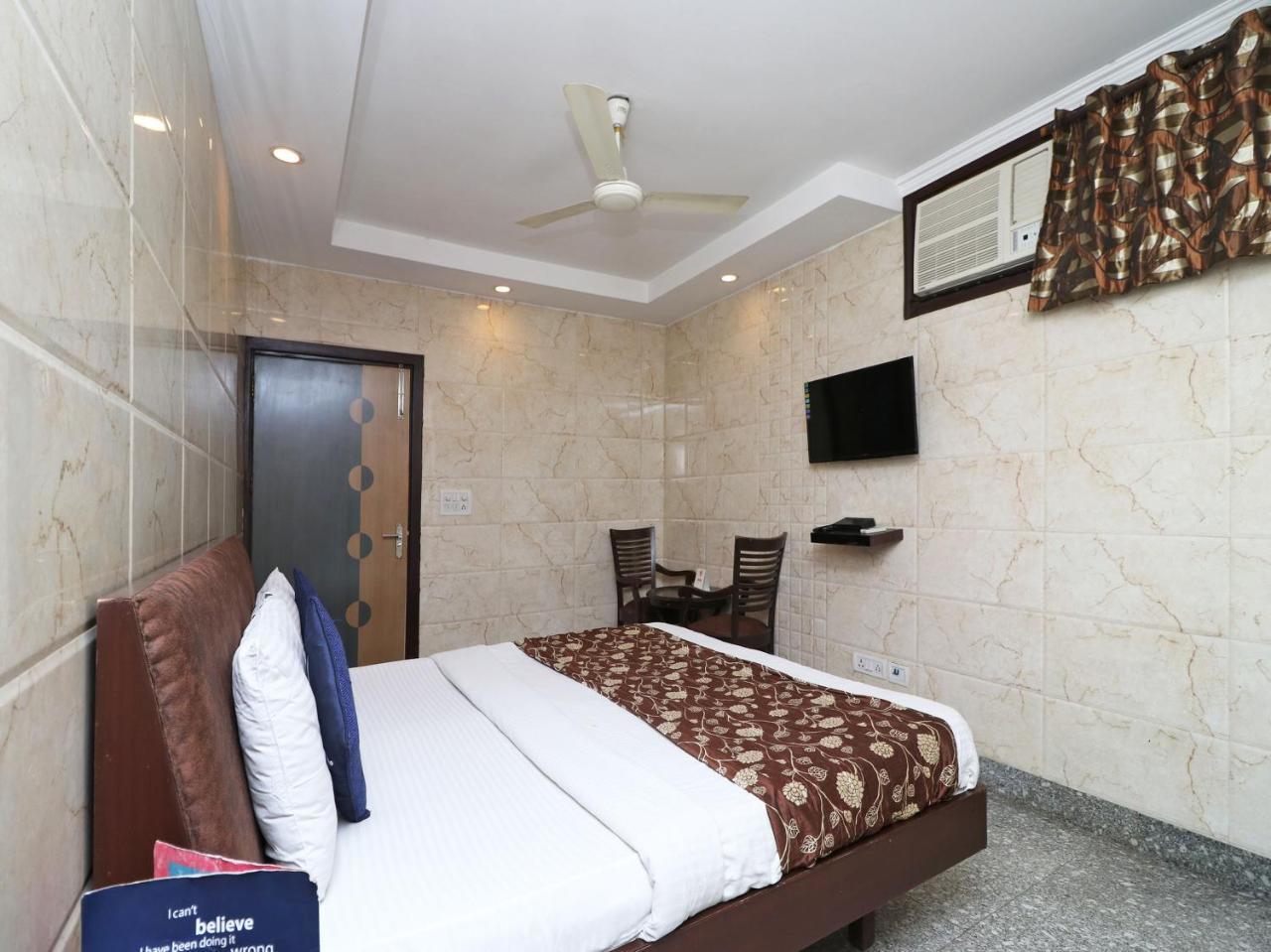 Oyo 2705 Preet Palace Hotel Nova Deli