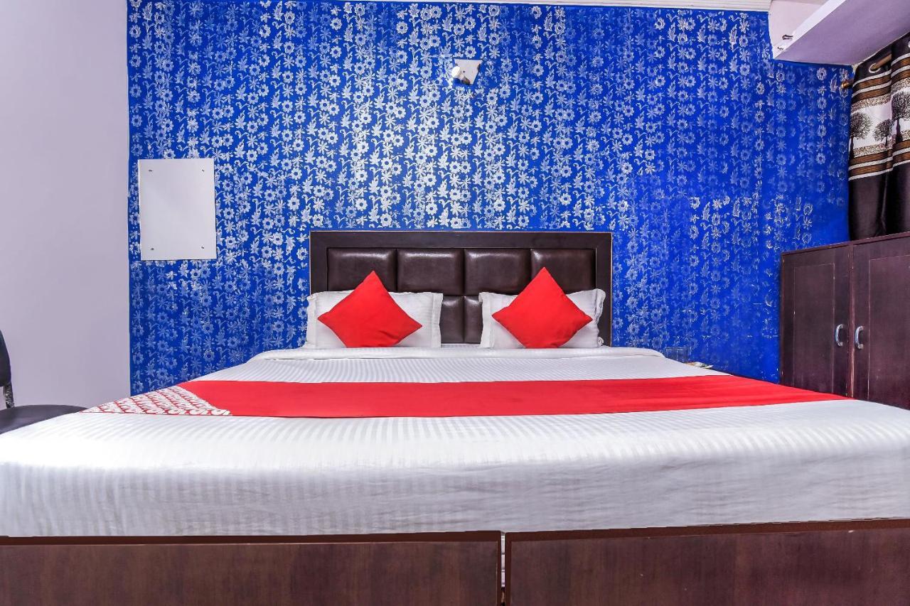 Hotel Oyo 18677 Airport Princess New Delhi