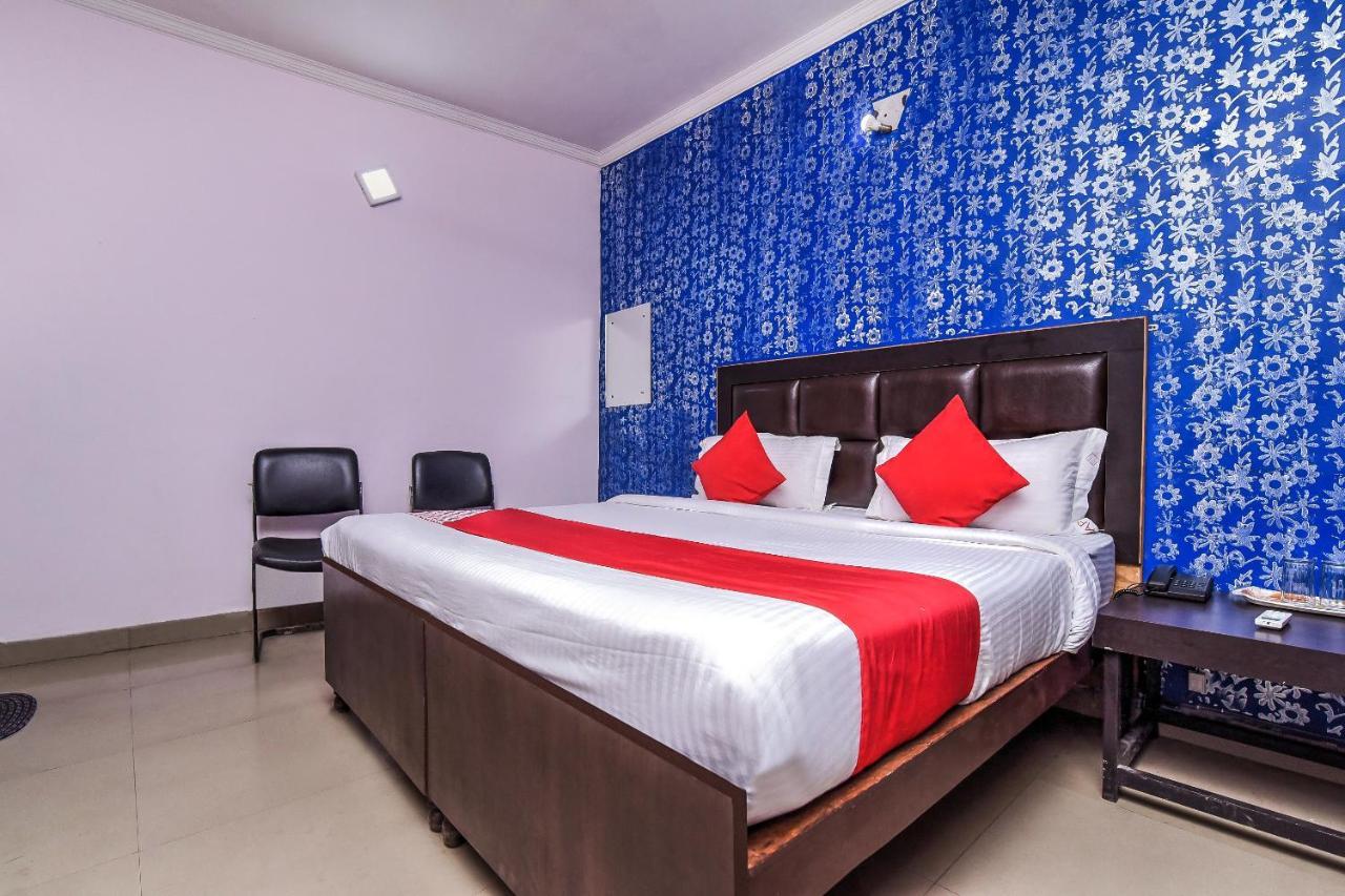 Oyo 18677 Airport Princess 3* New Delhi
