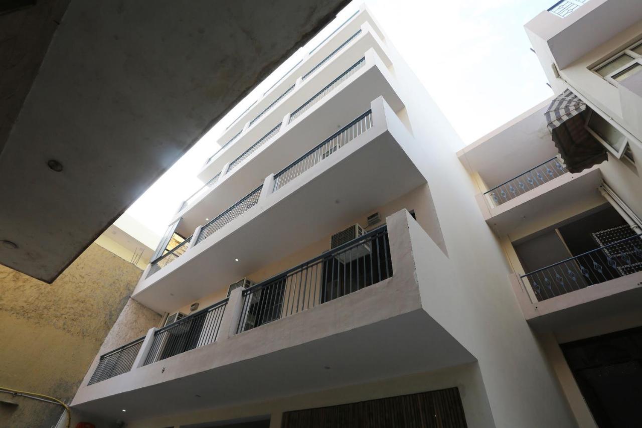 Hotel Oyo 28670 Dev Palace 3*