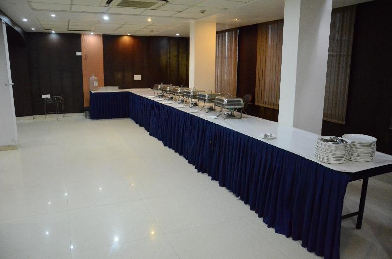 Hotel Airport Hotel Grand By Fantasia 4*