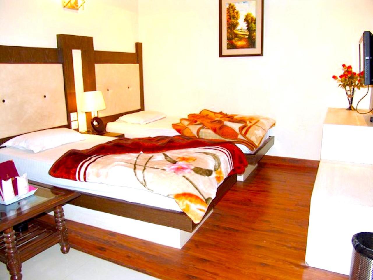 Milan Deluxe 3* New Delhi