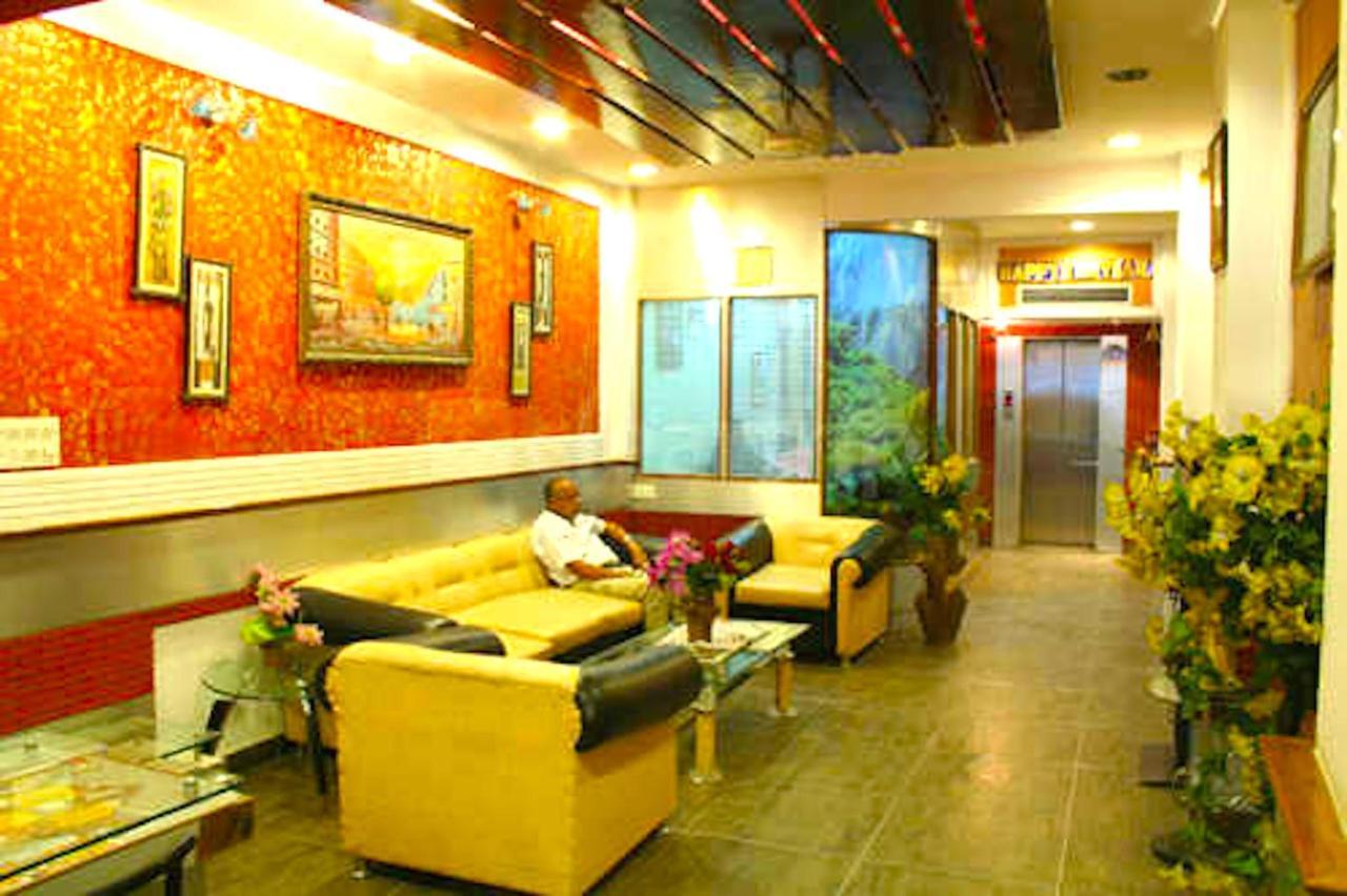 Milan Deluxe New Delhi
