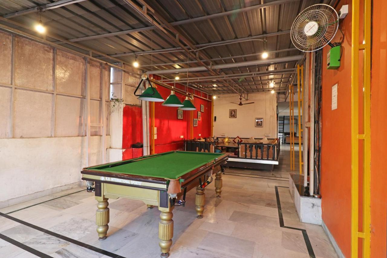 Oyo 29751 Check In 2 Hotel New Delhi