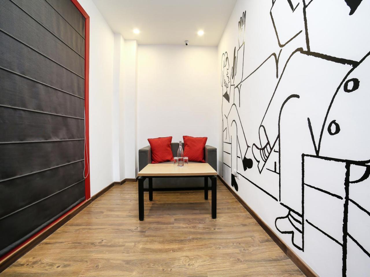 Oyo Townhouse 80 Meera Bagh Delhi (National Capital Territory of India)